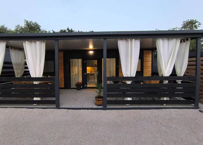 Luxury Ondina- Beachfront Retreat